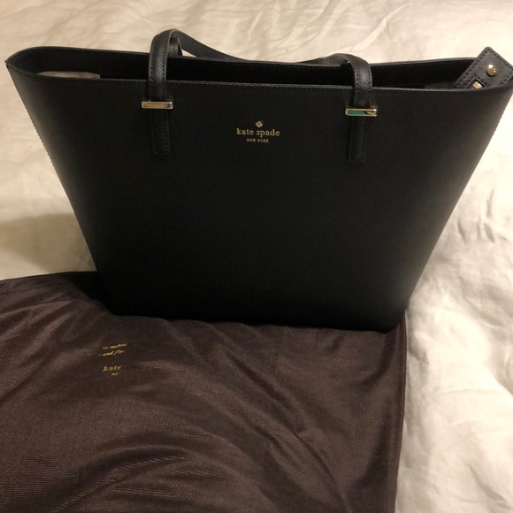 kate spade Handbags - Kate Spade leather handbag